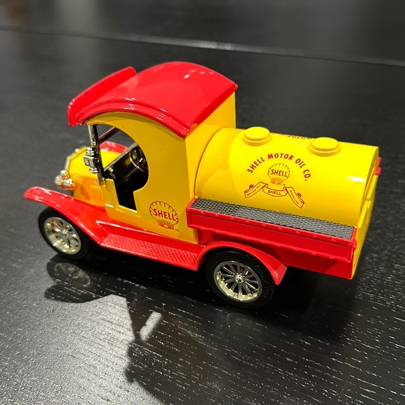 Shell Motor Oil Co. Vintage 1912 Ford Car Coin Bank - Picture 7 of 12